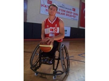 En büyük hayali Galatasaray’da oynamak