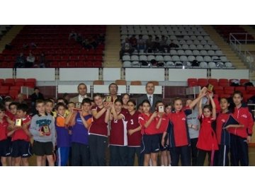 Okullar Arası Minikler Masa Tenisi İl Birinciliği Turnuvası yapıldı