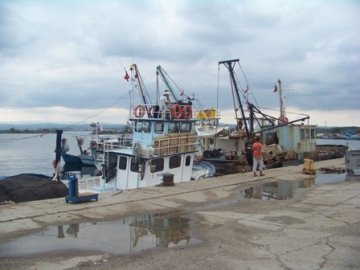 Balıkçılar sezonu açamadı