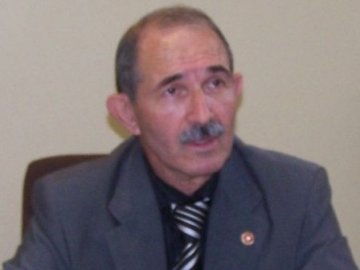 “Yeni yapacağımız okul ve hastanelerimizde engelli vatandaşları da düşünmeliyiz”