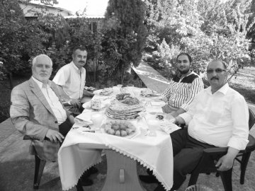 Hüsmen Aga, Lahmacun Partisi’ne katıldı