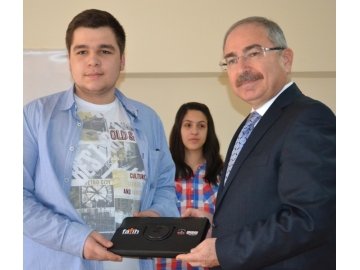 Kırklareli’nin ilk Tablet Bilgisayarları Fen Lisesi’nde dağıtıldı
