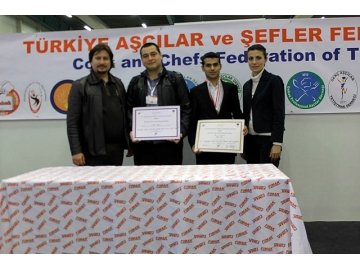 Pınarhisar MYO “Mutfak Günleri”nden ödüllerle döndü