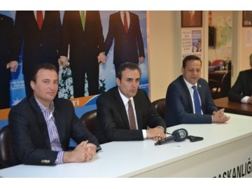 Mahir Ünal; “Birileri bu seçimleri bile yaptırmamayı planlıyorlardı”