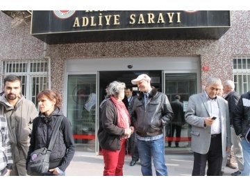 Reddi Hakim Talebi duruşmayı erteletti