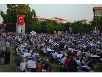 Birlik ve beraberlik iftarları devam ediyor