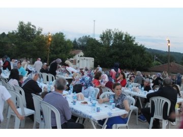 Balaban (Velika) Köyü kadınları iftar verdi