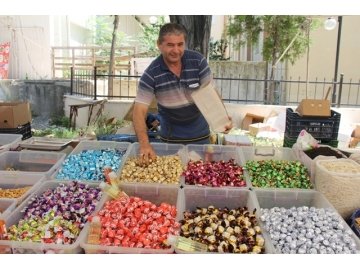 Çarşamba Pazarı’nı SICAK vurdu