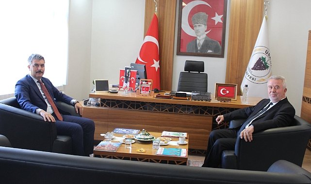 Başsavcı Aslancı, Üsküp Belediye Başkanı Kasap’ı Ziyaret Etti