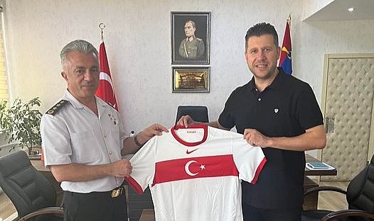 Volkan Can Terfi Eden İl Jandarma Komutanını Ziyaret etti