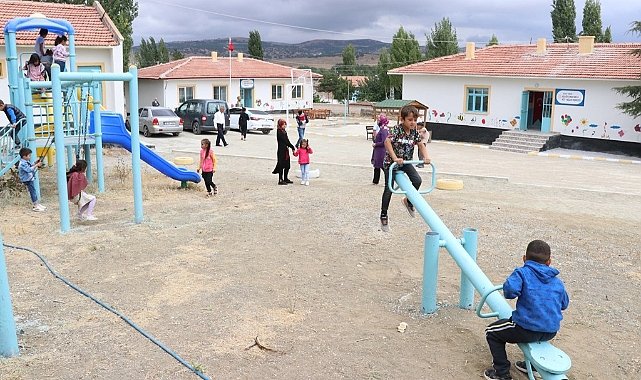 “İhtiyaç Sahibi Ailelerimizin Çocukları İçin Eylülde 340 Milyon 499 Bin TL SED Ödemesi Yaptık”
