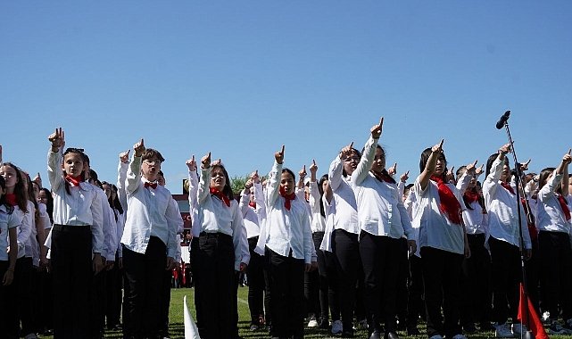 23 Nisan Lüleburgaz'da coşkuyla kutlandı