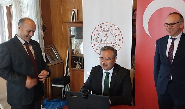 Müdür Arpacı, Sınav Komisyonlarını Ziyaret Etti