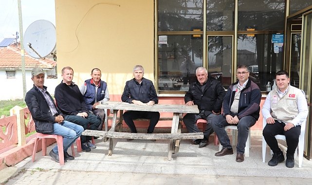 Müdür Bayazıt Köylerde İncelemede