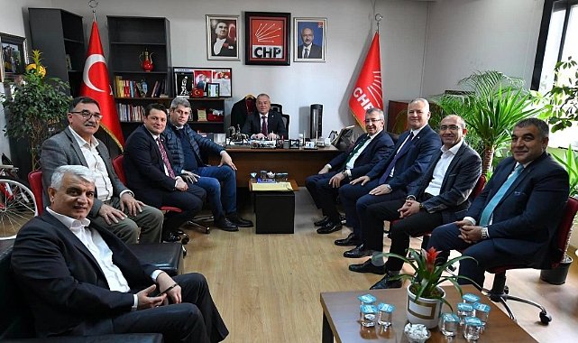 Türker, CHP İstanbul Örgütü İle Biraraya Geldi
