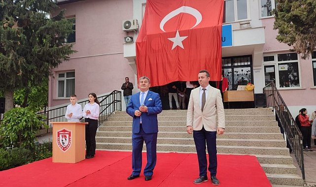 19 Mayıs Coşkusunu Erkenden Yaşadılar