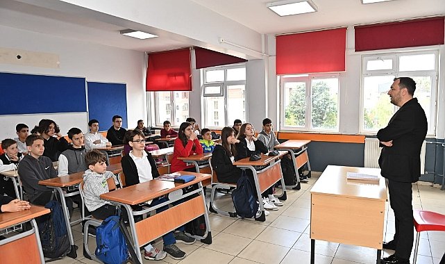 Belediye Başkanı Yüksel Öğrencilerle Biraraya Geldi