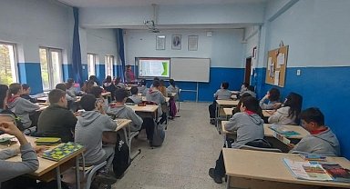 Belediyeden Sivrisinekle “Bilinçli” Mücadele 