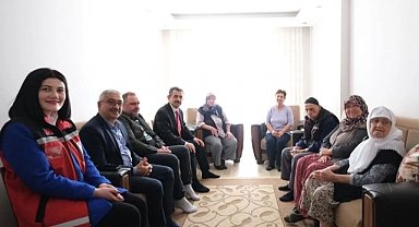Bir Yastıkta 75 Yıl