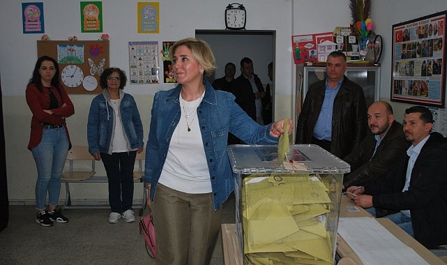 Kesimoğlu Oyunu Hamdi Helvacıoğlu İlkokulunda Kullandı