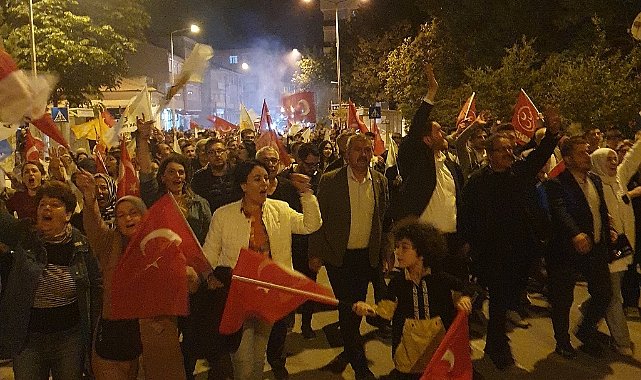 Pınarhisar, Erdoğan’ın Zaferini Kutladı