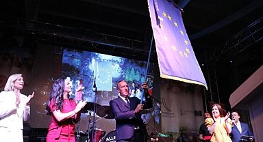 Ahmetbey'in Gurur Günü