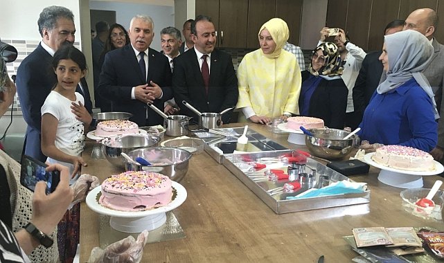 Amaç; Roman Çocuklara Nitelikli Eğitim