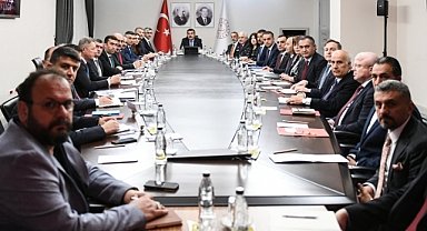 Bakan Tekin, İlk Toplantısını Yaptı