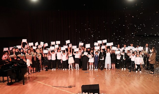 Performansları İle Büyülediler
