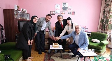 Vali Ekici Şehit Babalarını Ziyaret Etti