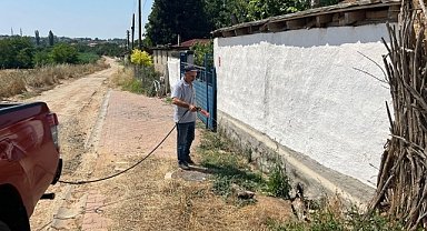 Ahmetbey’de İlaçlama Çalışmaları Sürüyor
