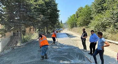 Demirköy’de Beton Yol Çalışması Yapılıyor