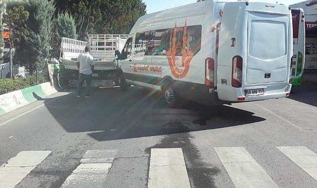 Kırklareli’nde Maddi Hasarlı Kaza Trafiği Kilitledi