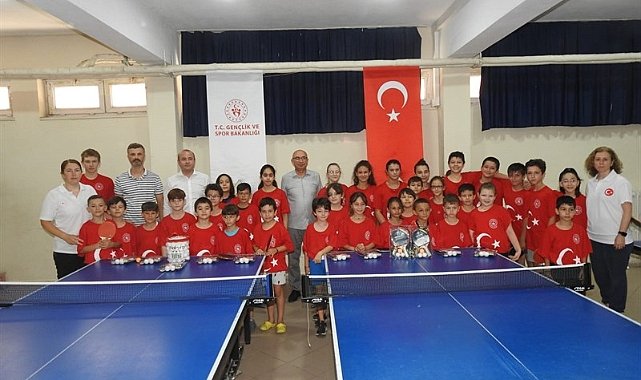 Sporcularla Bir Araya Geldi