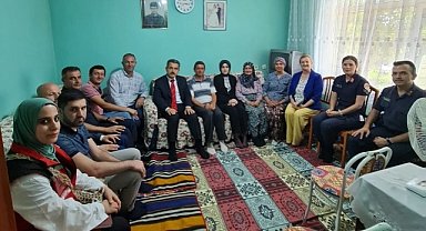 Vali Ekici’den Şehit Ailesine Ziyaret