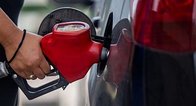 Benzine Bir Zam Daha!