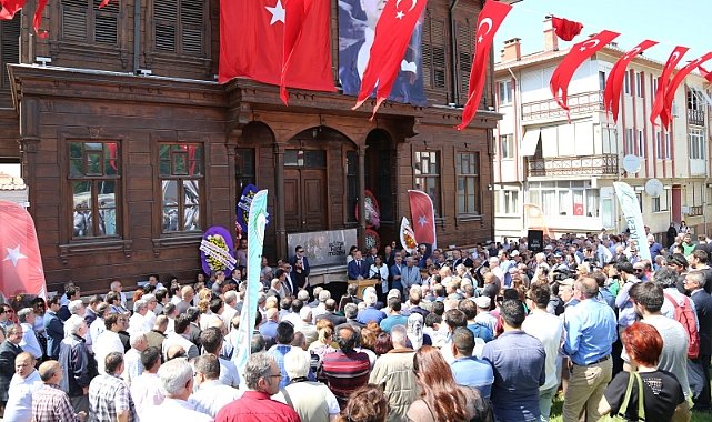 Kent Müzesine Ödül Yağmuru