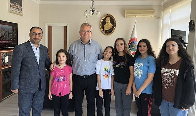 Kur’an Kurslarını Dereceyle Bitirtenlere Altın