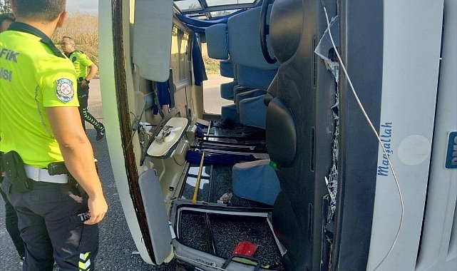Lüleburgaz’da Araç İle Minibüs Çarpıştı