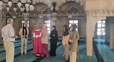 Tarihi Cami'yi Ziyaret Ettiler