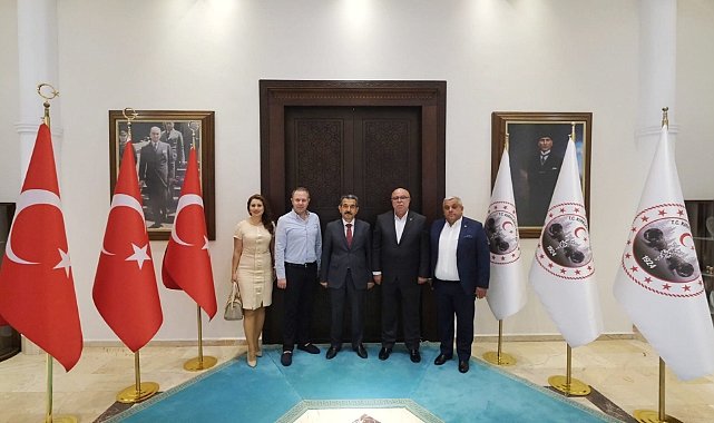 Vali Ekici, Çanakkale Ticaret Borsasını Ağırladı