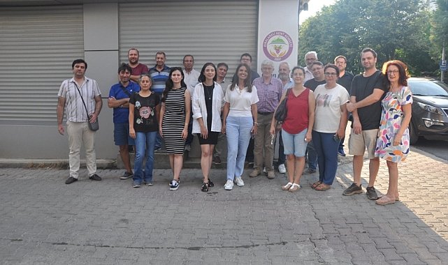 Vatandaşlara Destek, Siyasi Partilere Çağrı